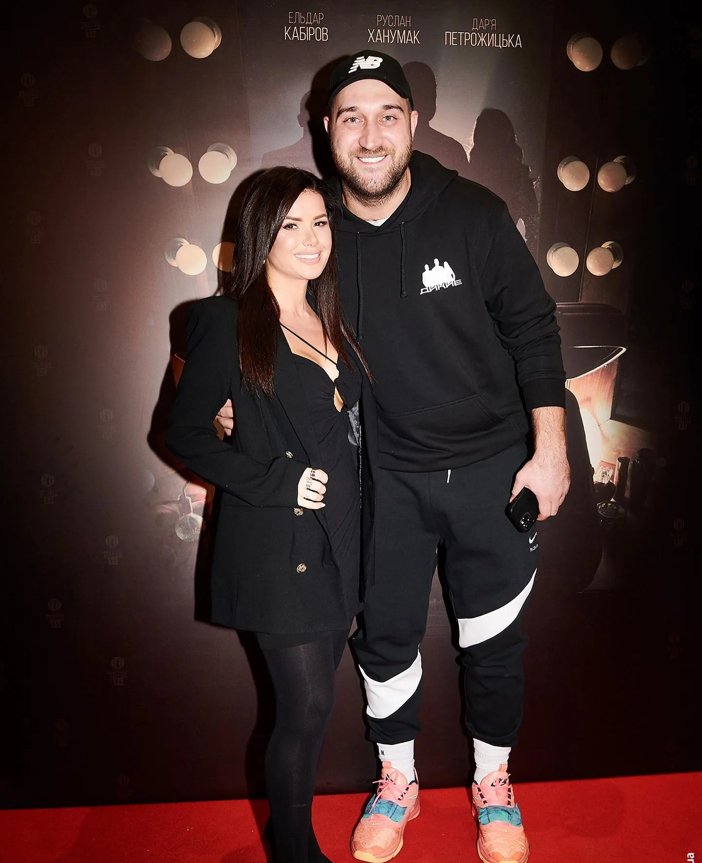 Аліна Шаманська з чоловіком Русланом Ханумаком Аліна Шаманська з чоловіком Русланом Ханумаком