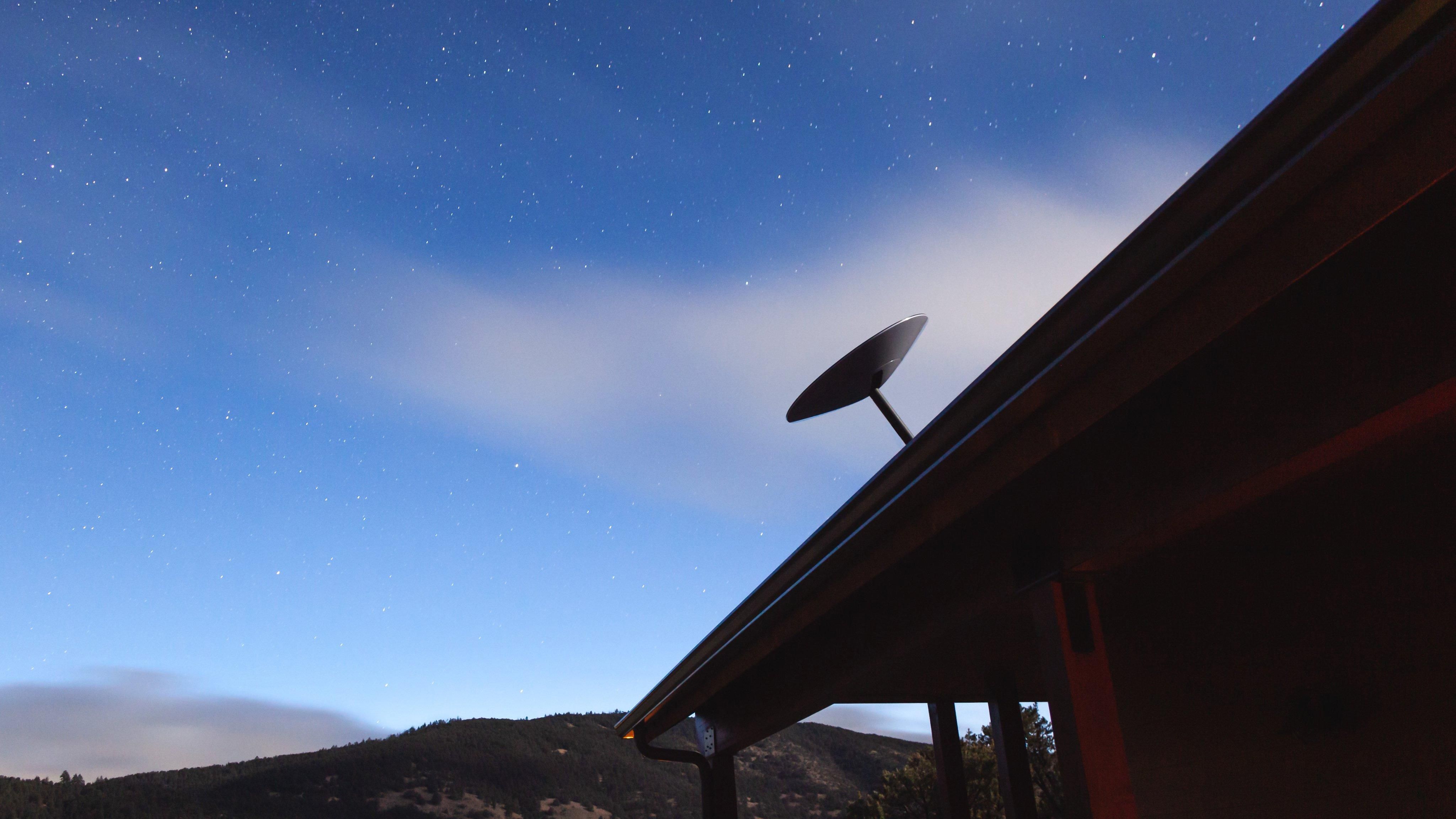 В Украине изменили правила ввоза Starlink - пошлины и НДС платить не надо - 24 Канал В Украине изменили правила ввоза Starlink - пошлины и НДС платить не надо - 24 Канал