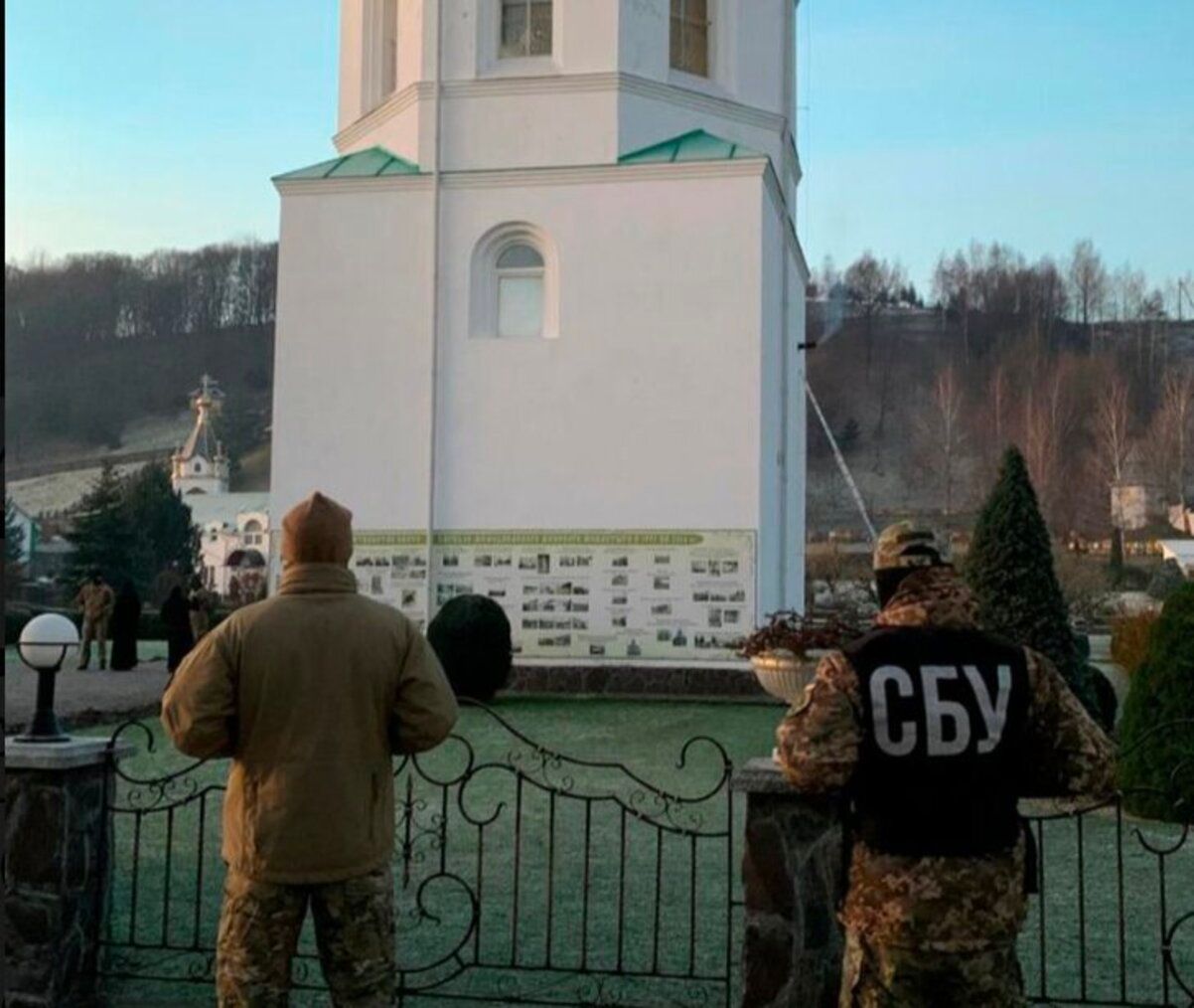 СБУ прийшла з обшуками в монастир УПЦ МП в Мукачеві 30 листопада 2022