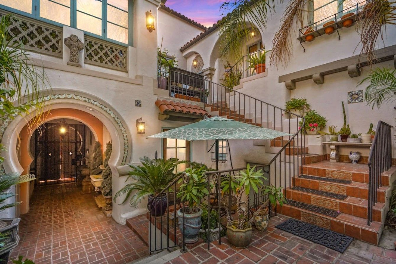 Що пропонують покупцям у Patio del Moro