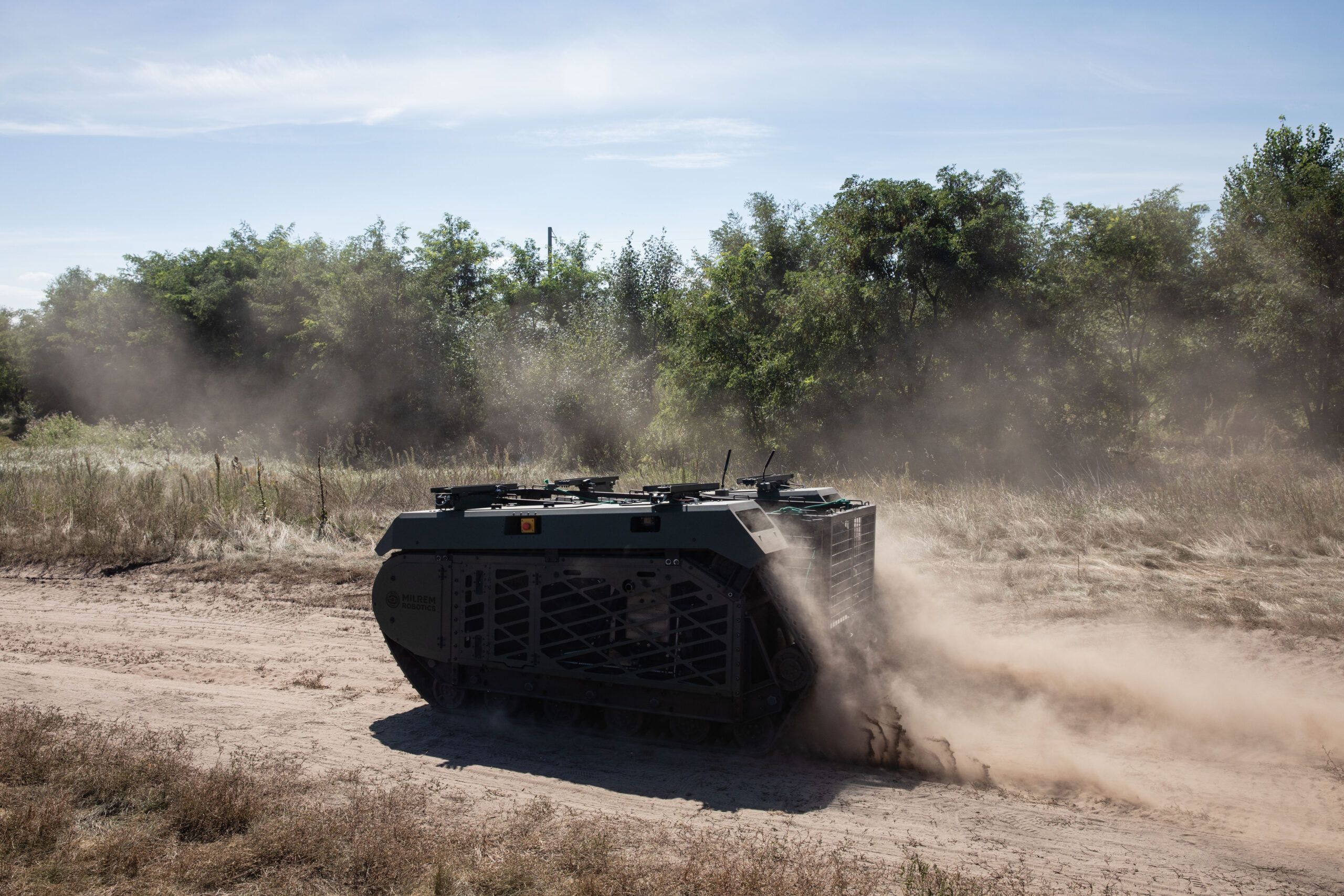 Україна отримає від Естонії наземні безпілотники THeMIS Україна отримає від Естонії наземні безпілотники THeMIS