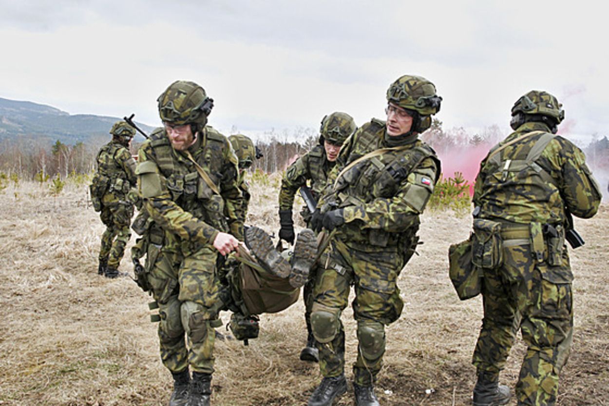 Обучение украинских военных в Чехии - до 4 тысяч бойцов поедут на военную базу - 24 Канал