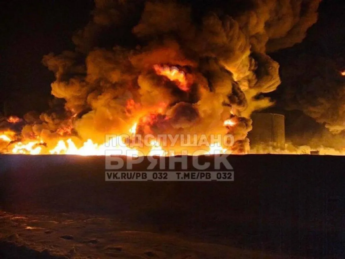 Наслідки бавовни на нафтобазі у Росії Наслідки бавовни на нафтобазі у Росії