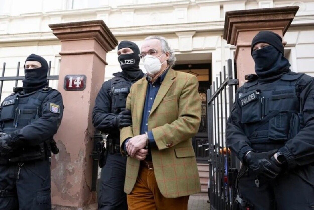 Спроба держперевороту в Німеччині - екстрасенси перевіряли учасників - деталі поліції - 24 Канал Спроба держперевороту в Німеччині - екстрасенси перевіряли учасників - деталі поліції - 24 Канал