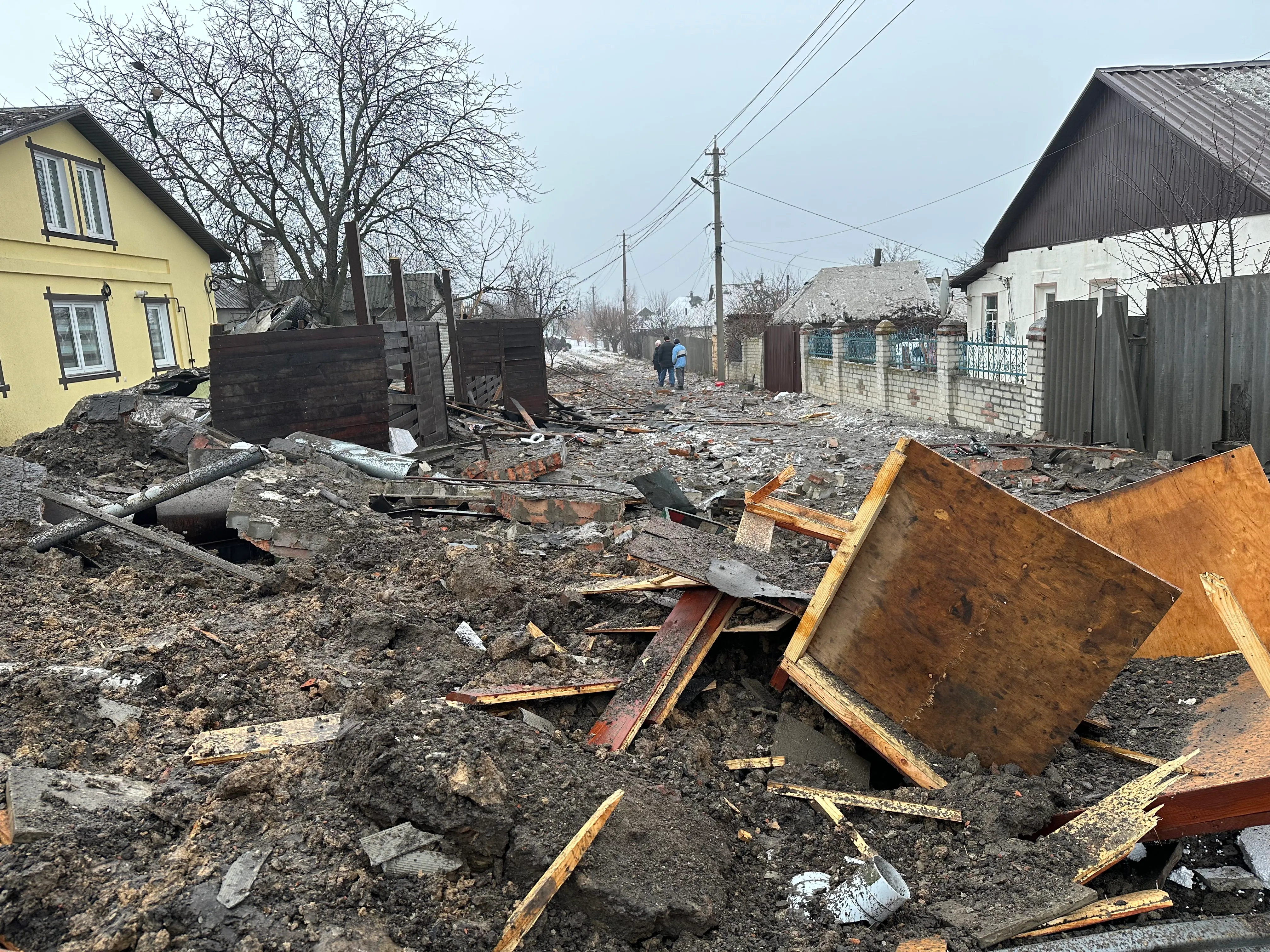 Ракетний обстріл села Котляри Харківської області Ракетний обстріл села Котляри Харківської області