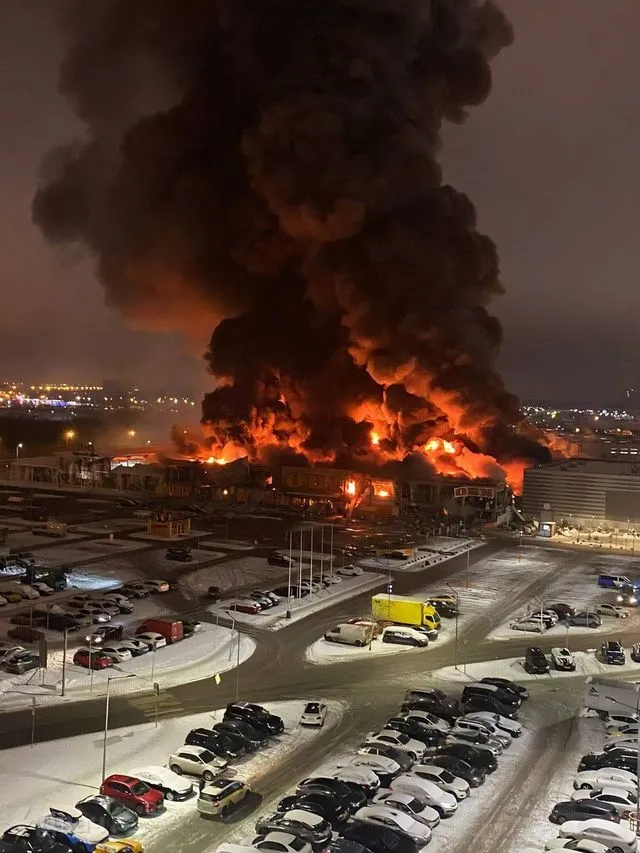 пожар в торговом центре Москвы