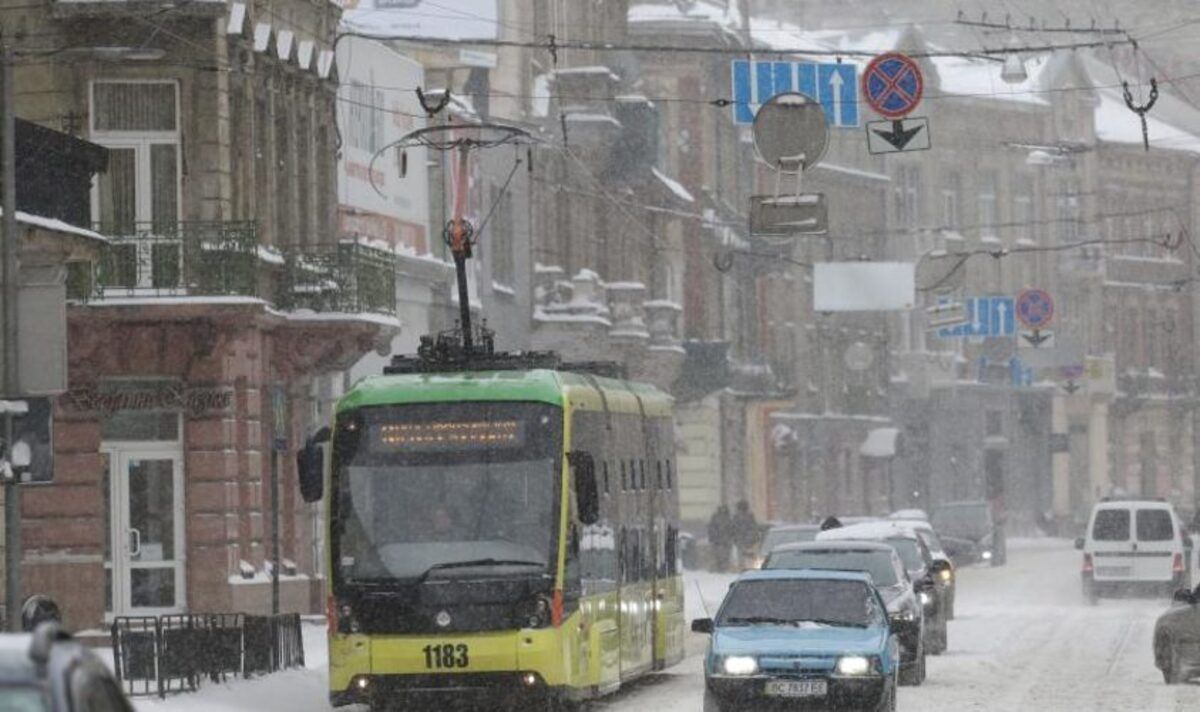 Во Львове царит непогода