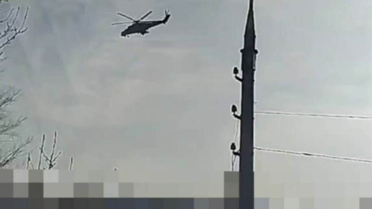 Азовсталь – в районе завода в Мариуполе активизировалась боевая авиация россиян Азовсталь – в районе завода в Мариуполе активизировалась боевая авиация россиян