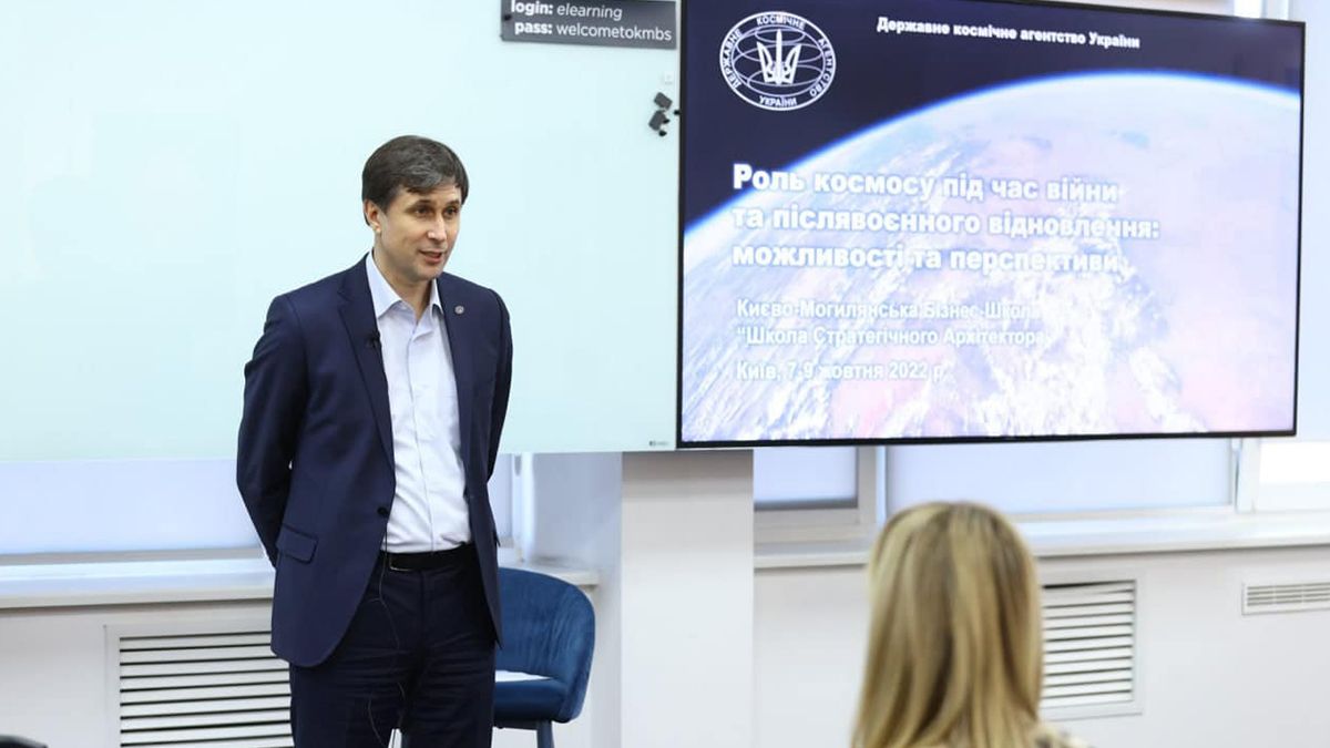 Володимир Тафтай звільнений з посади голови Державного космічного агентства - Техно Володимир Тафтай звільнений з посади голови Державного космічного агентства - Техно