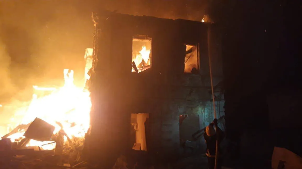 Ночной пожар в админпостройке на Харьковщине