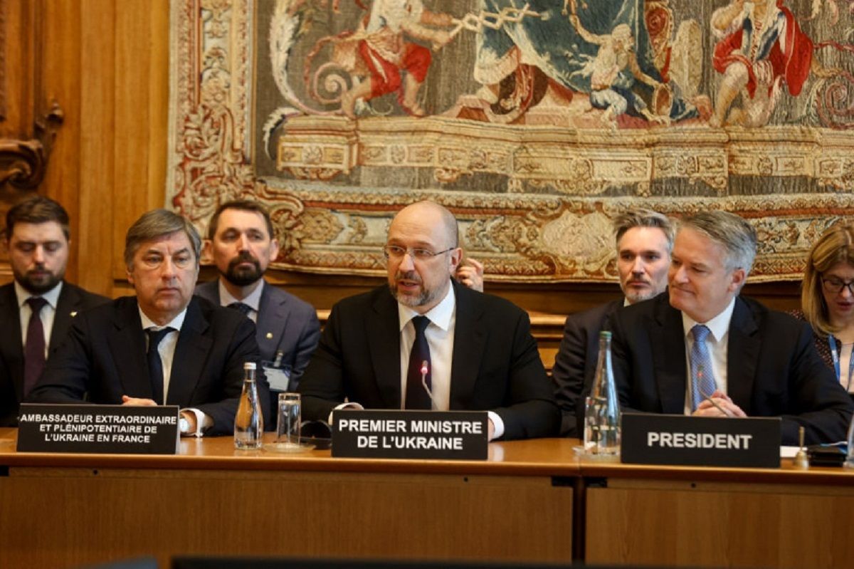 Україні терміново потрібен 1 мільярд доларів, щоб пережити зиму Україні терміново потрібен 1 мільярд доларів, щоб пережити зиму