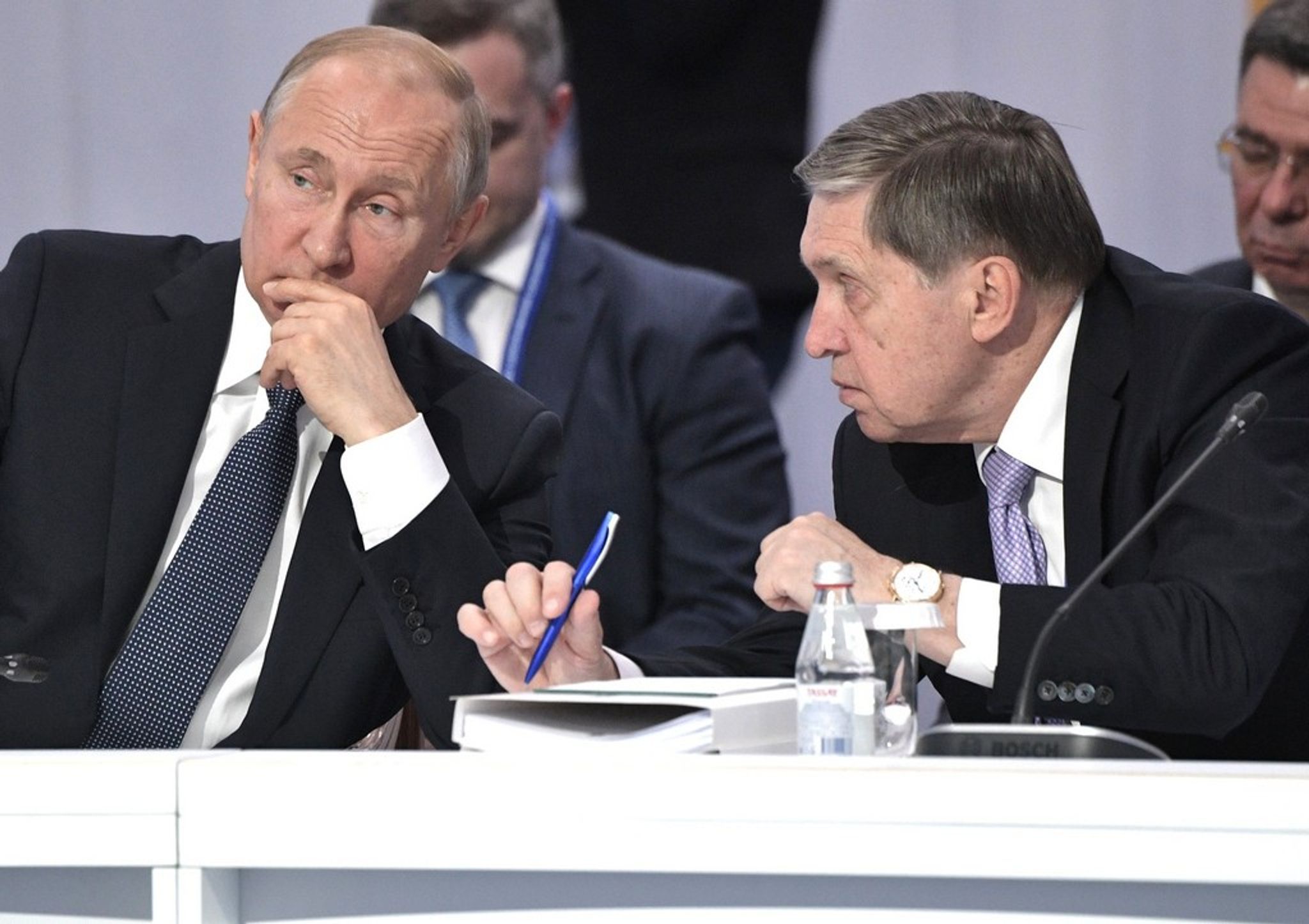 В Кремле планируют отставку одиозных чиновников, - СМИ В Кремле планируют отставку одиозных чиновников, - СМИ