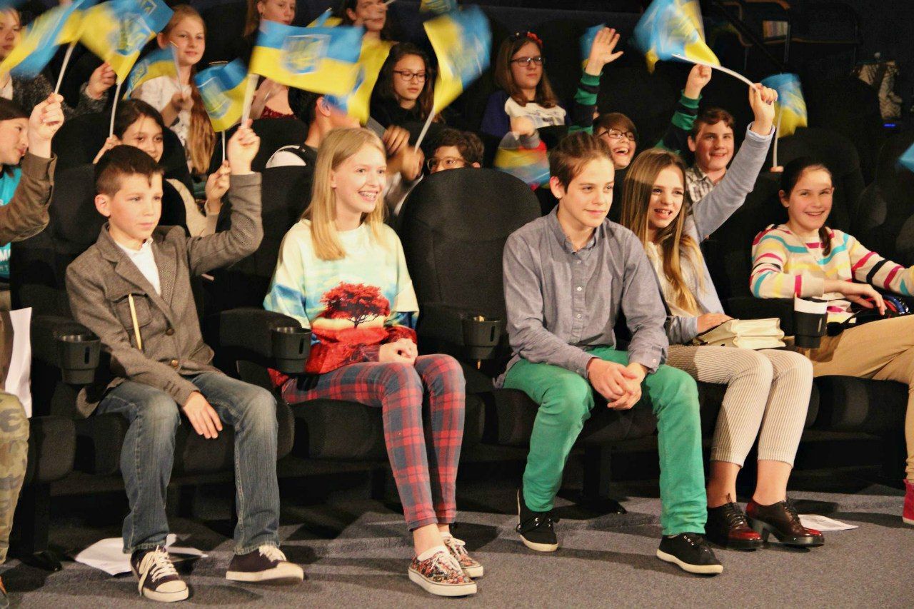 Украинским подросткам дадут 100 000 гривен на реализацию собственных проектов