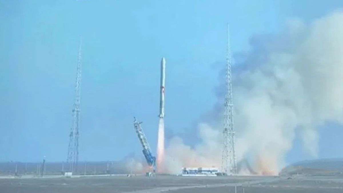 Ракета на метановом топливе не смогла выйти в космос и разбилась. Ракета на метановом топливе не смогла выйти в космос и разбилась.