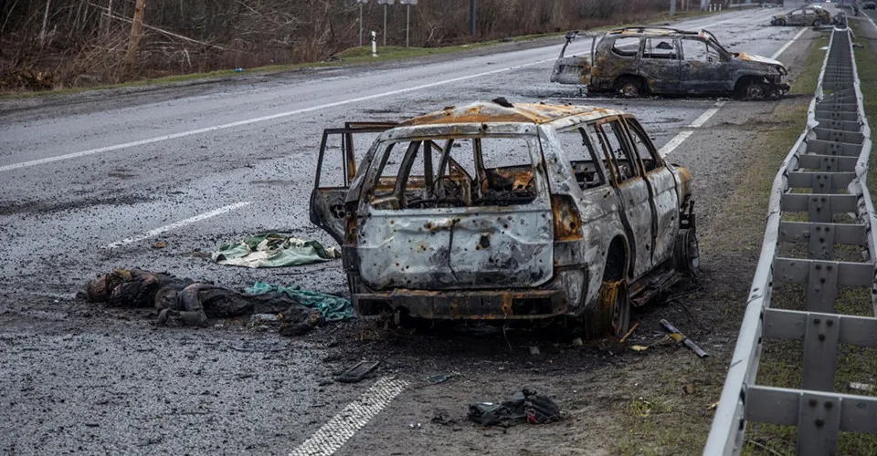 Гражданские автомобили, уничтоженные оккупантами на Житомирской трассе