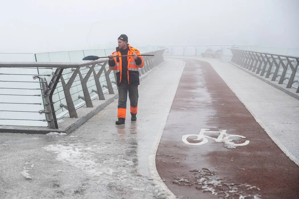 Мост Кличко снова работает Мост Кличко снова работает