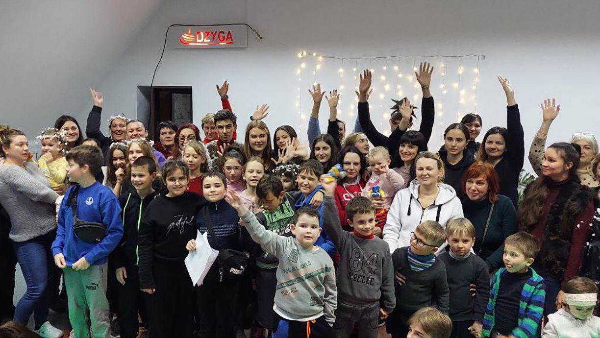 Проєкт "Незламна мама" від гумініціативи Метінвесту Проєкт "Незламна мама" від гумініціативи Метінвесту