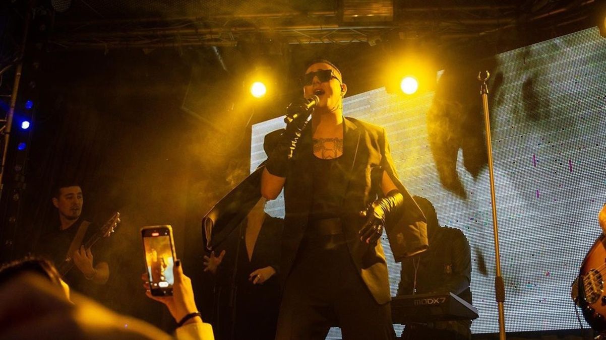 MELOVIN – противники ЛГБТ мало не зірвали концерт – відео