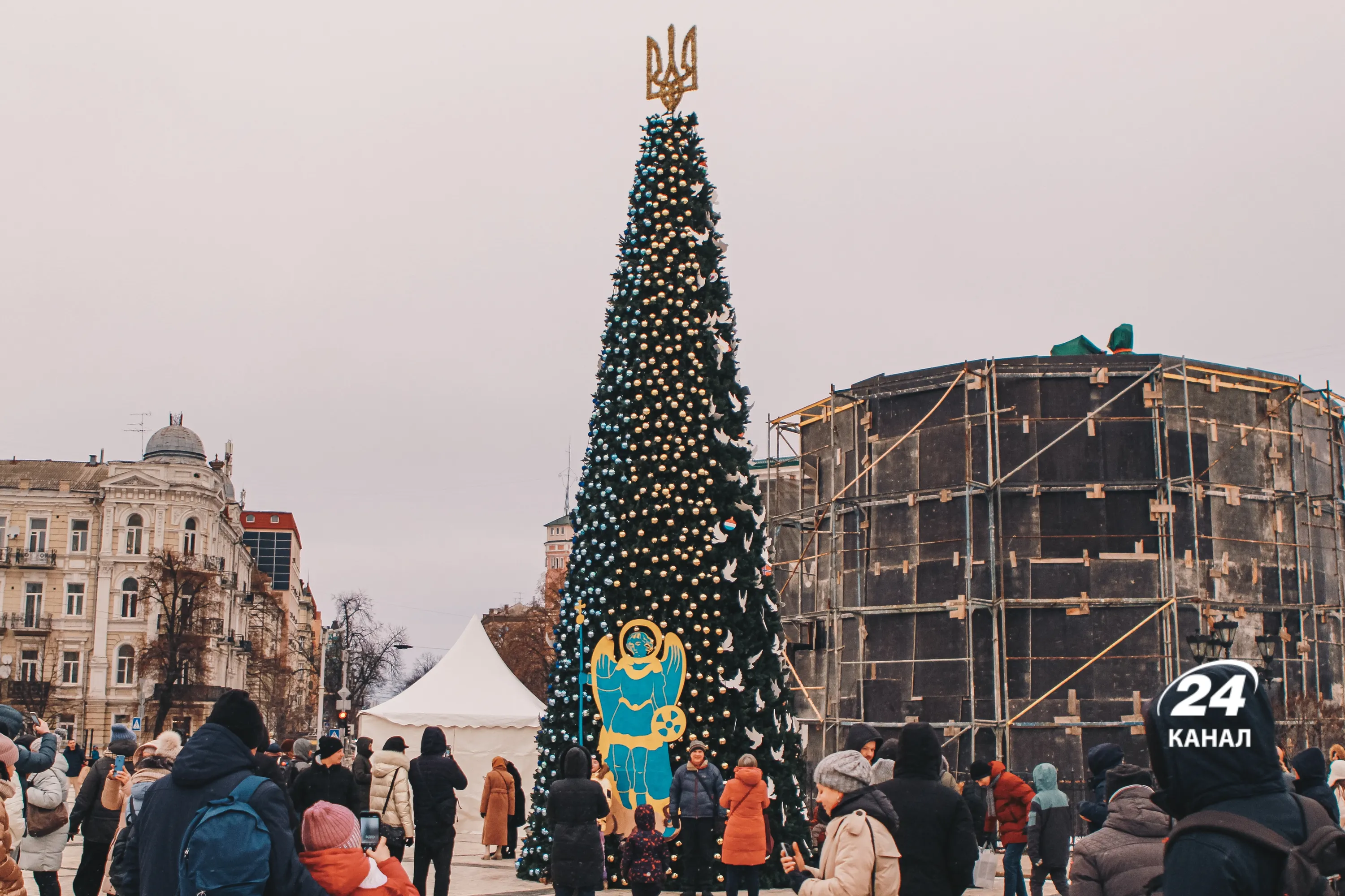 Ялинка у Києві 2022