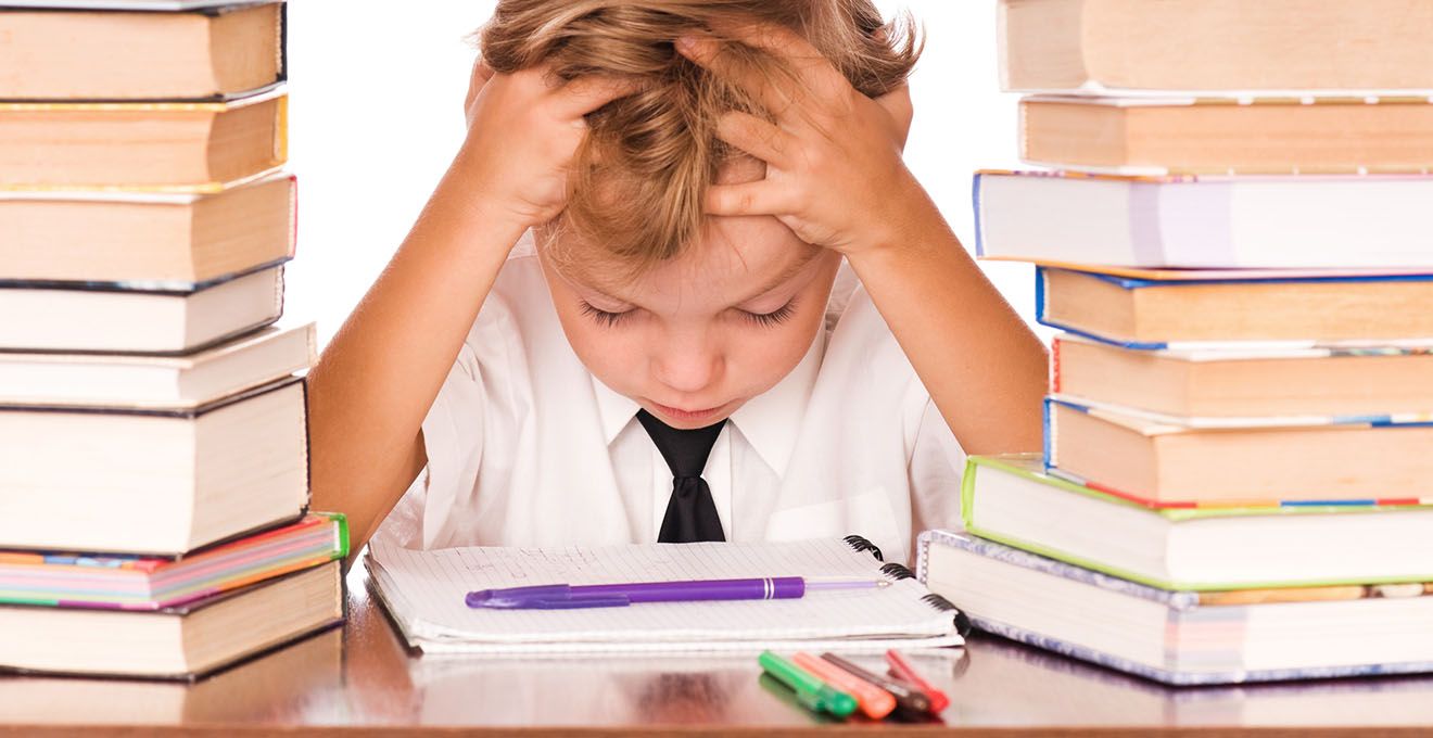 Обучение в школе во время войны - могут ли ребенка отчислить, если он – за рубежом - Образование Обучение в школе во время войны - могут ли ребенка отчислить, если он – за рубежом - Образование