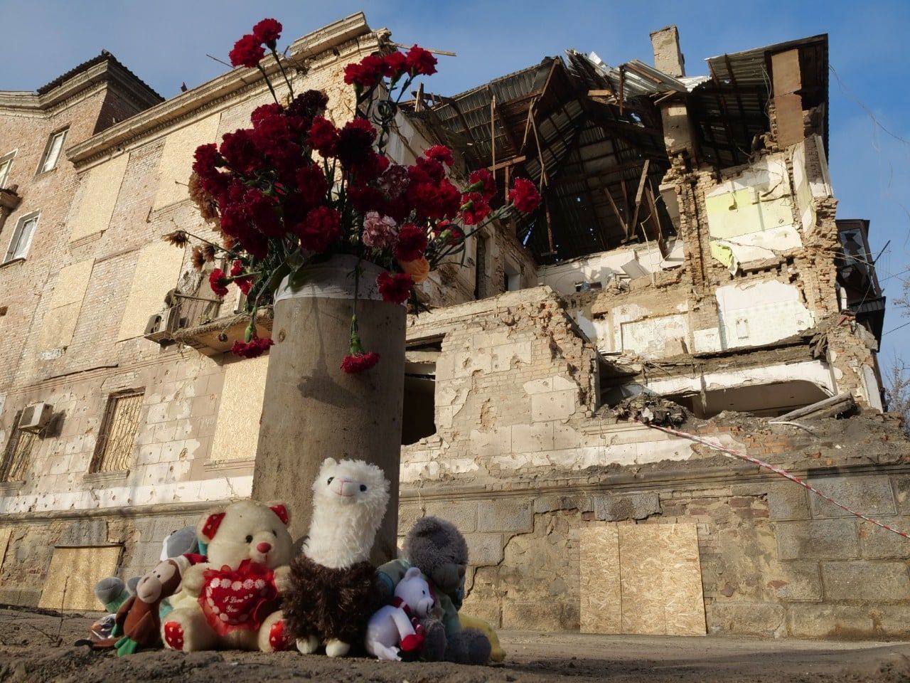 У Кривому Розі попрощалися з вбитими 16 грудня У Кривому Розі попрощалися з вбитими 16 грудня