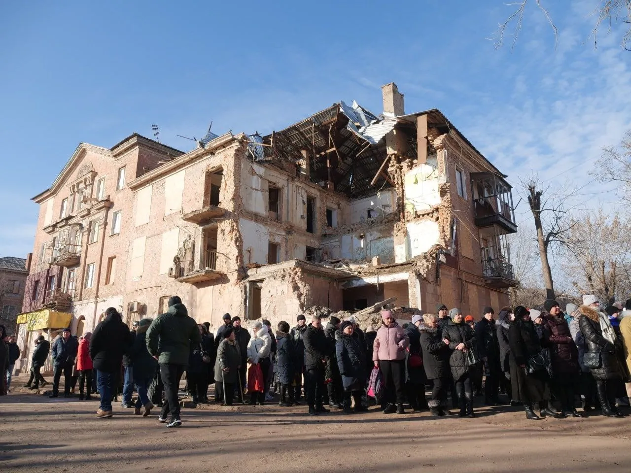 кривой угол кривой угол