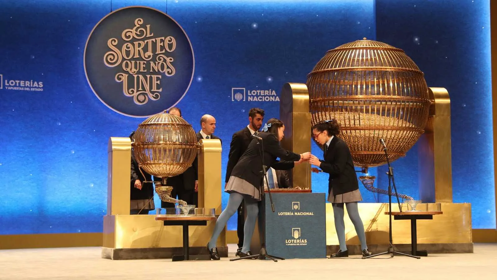 Розіграш Lotería de Navidad транслюють в прямому ефірі Розіграш Lotería de Navidad транслюють в прямому ефірі