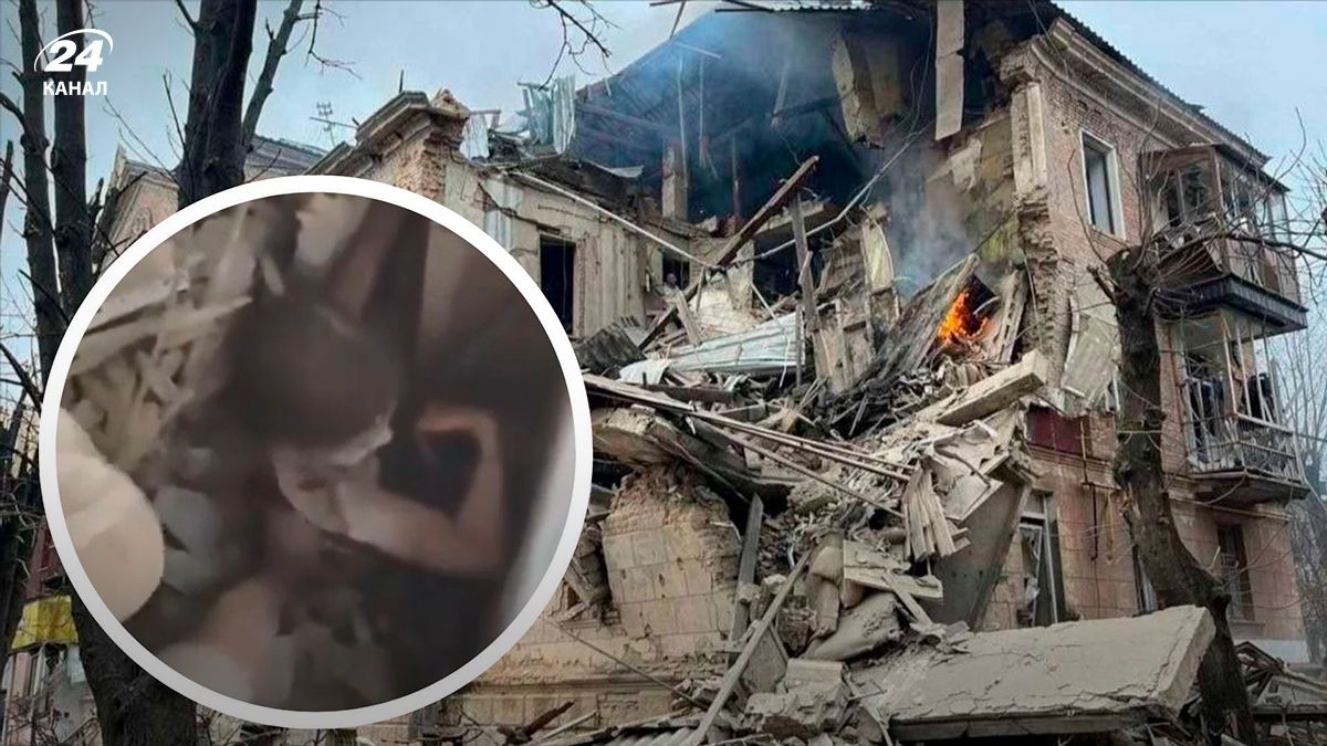 Дівчинка опинилася під завалами внаслідок російськогої атаки Дівчинка опинилася під завалами внаслідок російськогої атаки