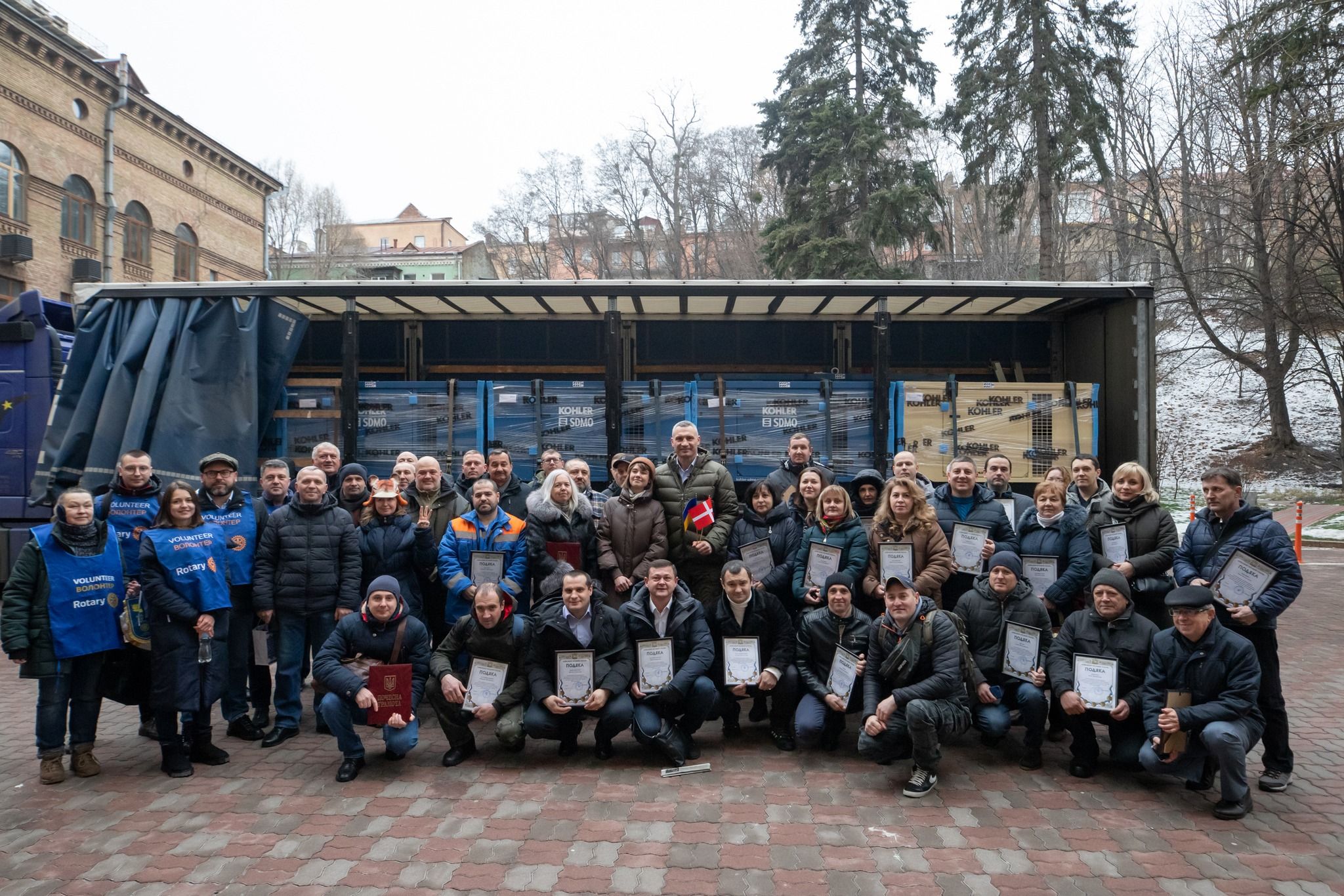 Данія символічно передала столиці генератори Данія символічно передала столиці генератори