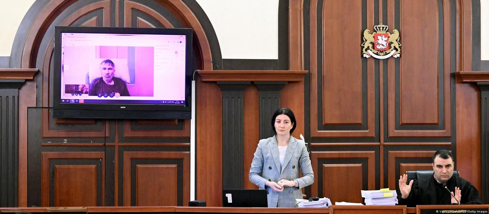 До Саакашвілі застосовують тортури - політолог Васадзе - 24 Канал До Саакашвілі застосовують тортури - політолог Васадзе - 24 Канал