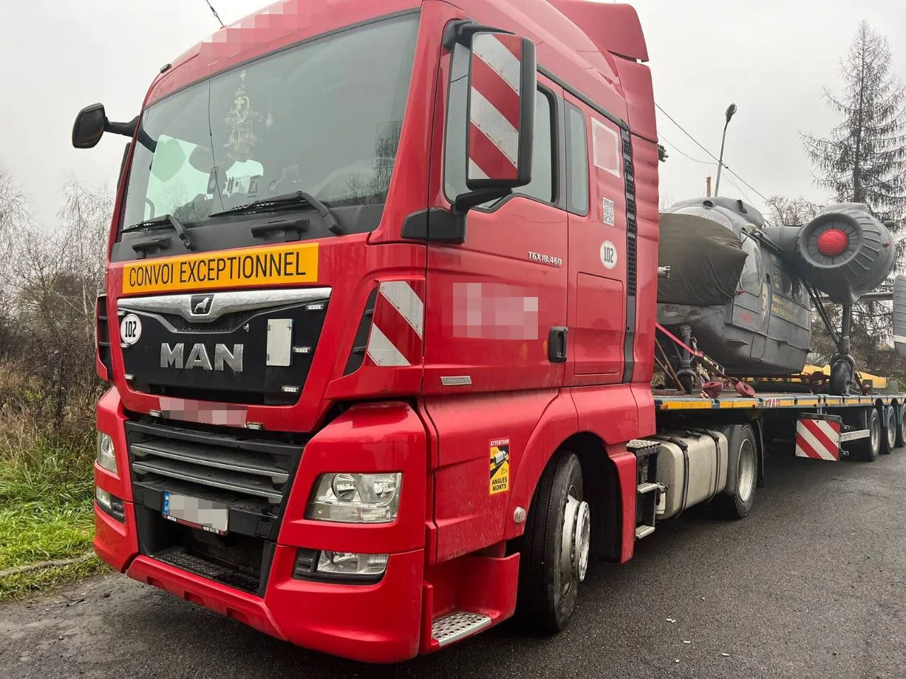 Вертолет, который пытались вывезти в Венгрию Вертолет, который пытались вывезти в Венгрию