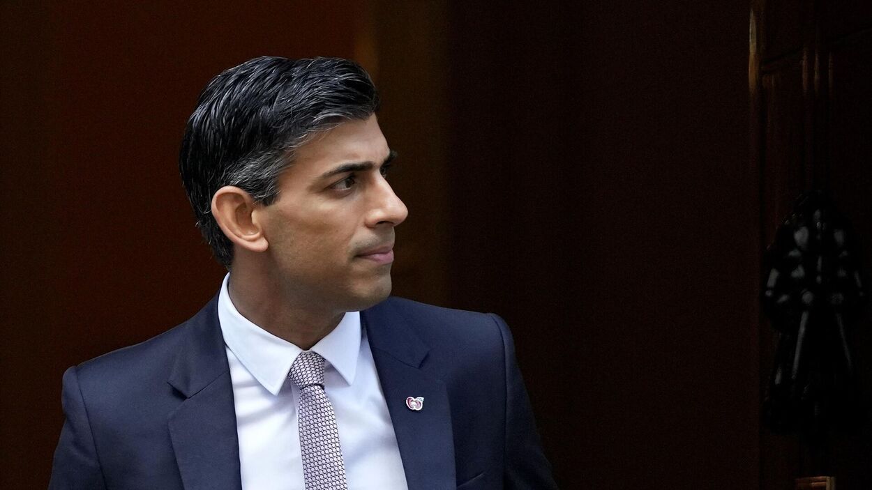 Рождество 2022 - Сунак 24 декабря звонил по телефону госслужащим, в частности в Украине - 24 Канал Рождество 2022 - Сунак 24 декабря звонил по телефону госслужащим, в частности в Украине - 24 Канал