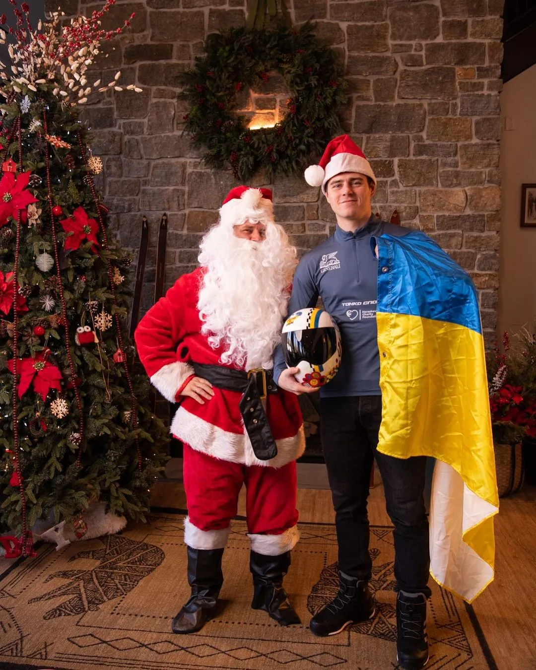 Семья Гераскевичей поздравляет украинцев с Рождеством