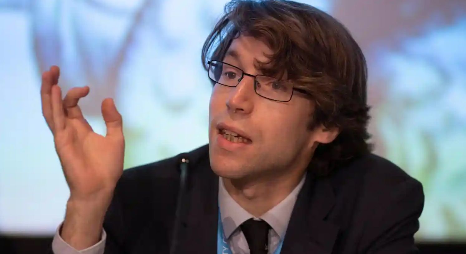 Риши Сунак назначил советником знакомого, у которого был дружбой на свадьбе. Риши Сунак назначил советником знакомого, у которого был дружбой на свадьбе.