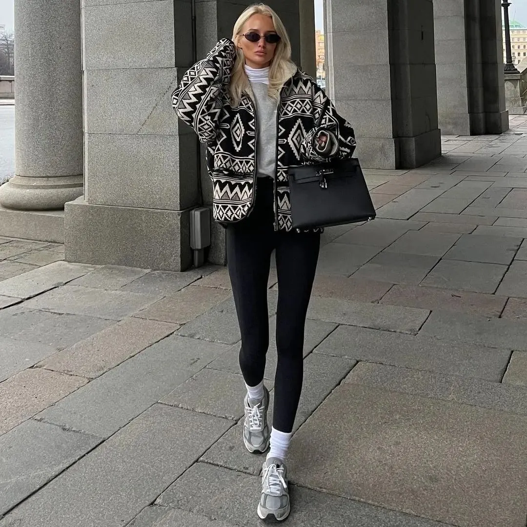 Актуальні вироби замість джинсів на зиму Актуальні вироби замість джинсів на зиму