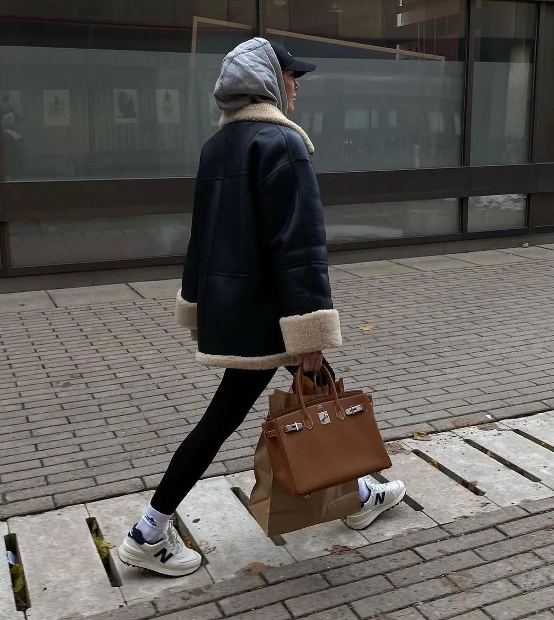 Актуальні вироби замість джинсів на зиму Актуальні вироби замість джинсів на зиму