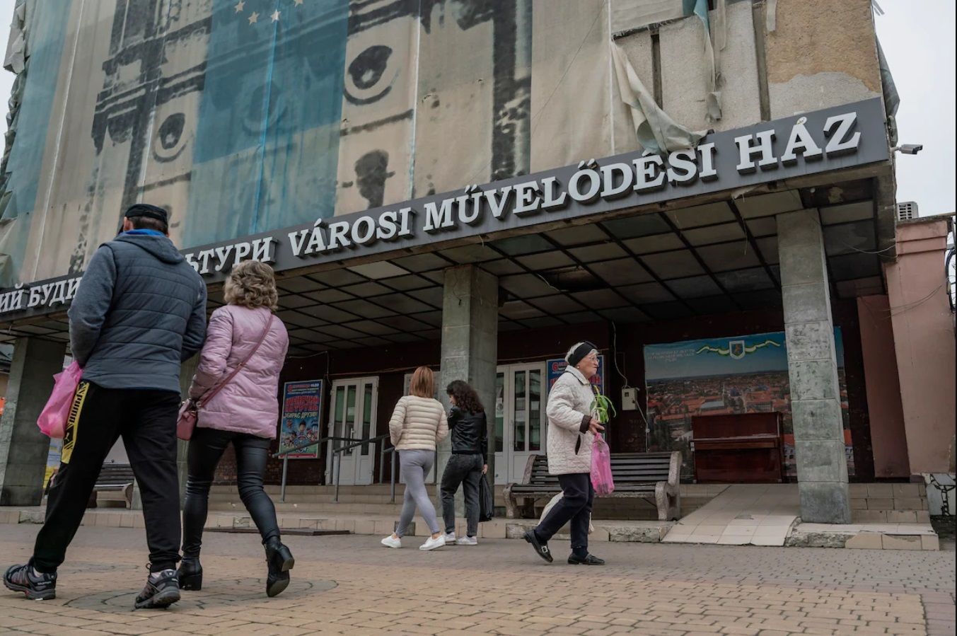 Washington Post обратил внимание на венгерское влияние на Закарпатье Washington Post обратил внимание на венгерское влияние на Закарпатье