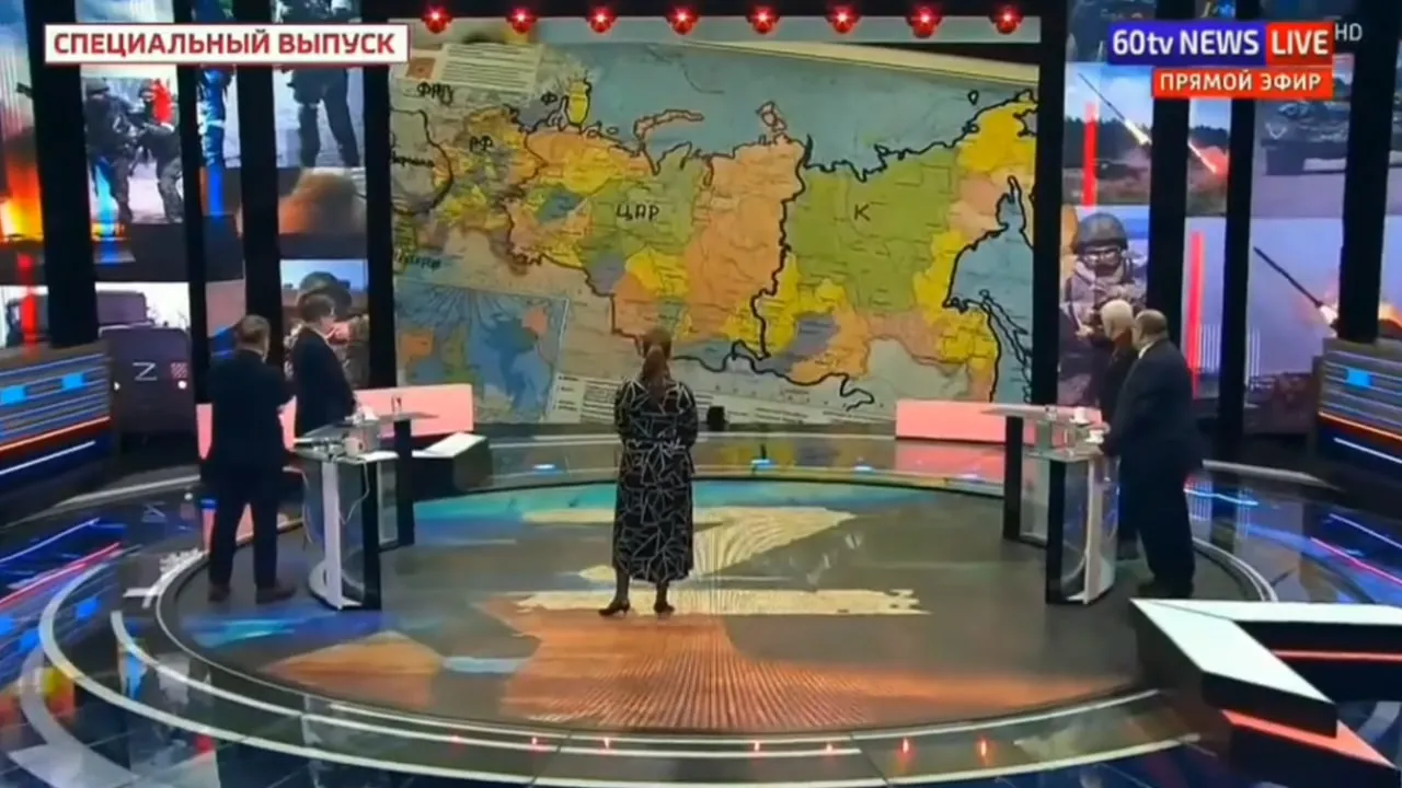 Пропагандистка Скабєєва розглядає карту з кабінету Буданова