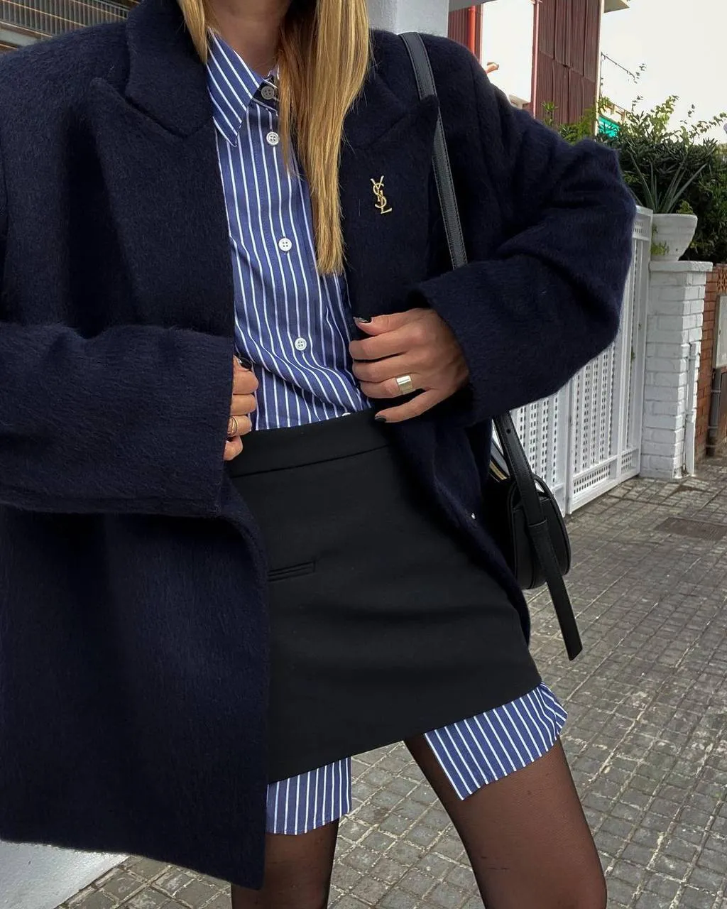 Модні образи з брошкою Модні образи з брошкою