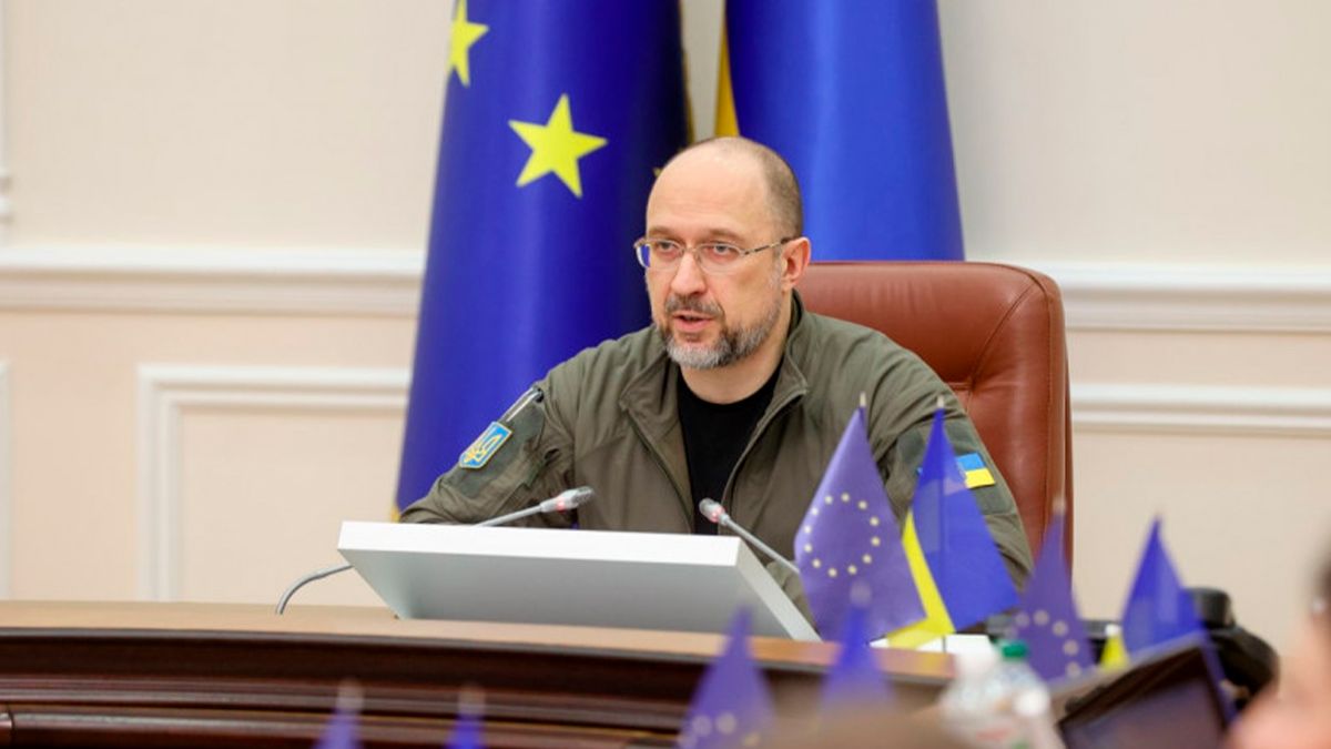 Прем'єр озвучив основні пріоритети на засіданні Уряду Прем'єр озвучив основні пріоритети на засіданні Уряду