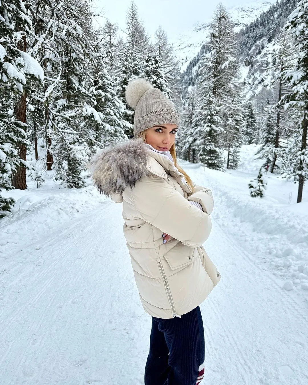 Антитрендові шапки зими 2023 Антитрендові шапки зими 2023