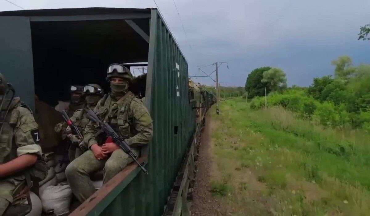 Росія перекинула у Білорусь нову партію російських солдатів 7 січня 2023 Росія перекинула у Білорусь нову партію російських солдатів 7 січня 2023