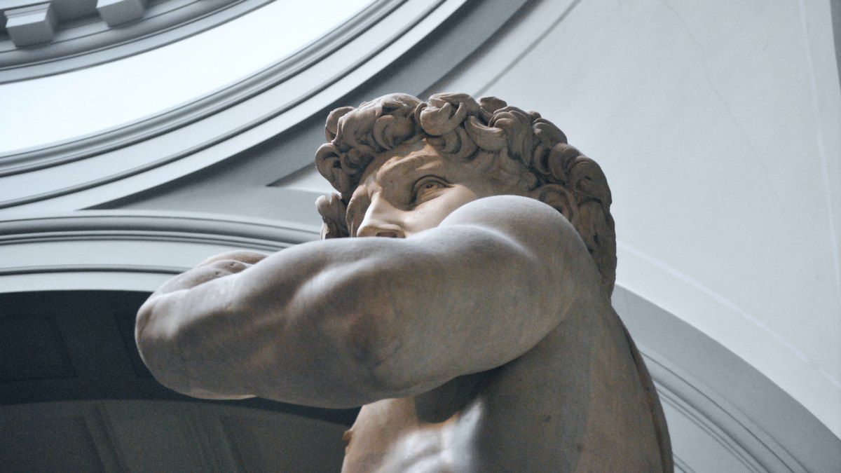 В Італії створили унікального робота для вирізання скульптур з мармуру В Італії створили унікального робота для вирізання скульптур з мармуру