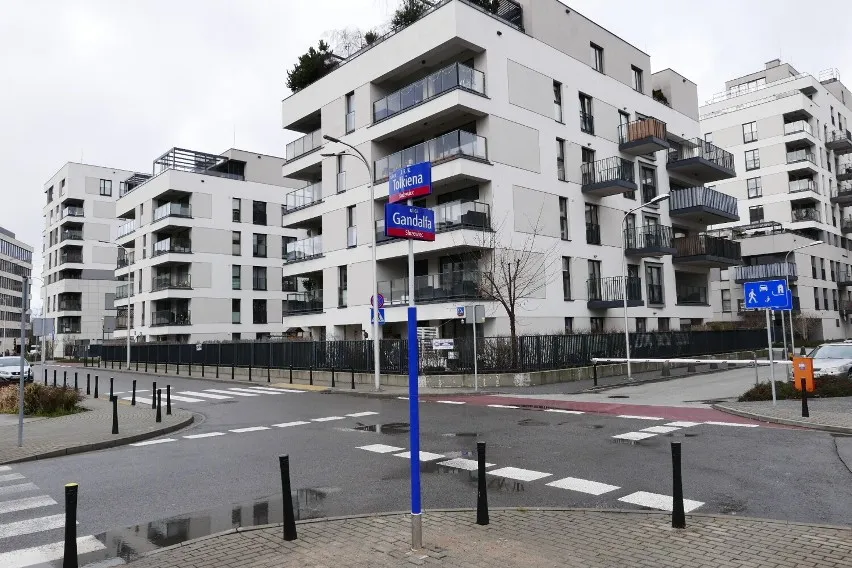 У житловому масиві біля У житловому масиві біля