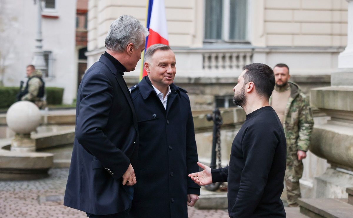 Дуда пообіцяв надати Україні танки Leopard Дуда пообіцяв надати Україні танки Leopard