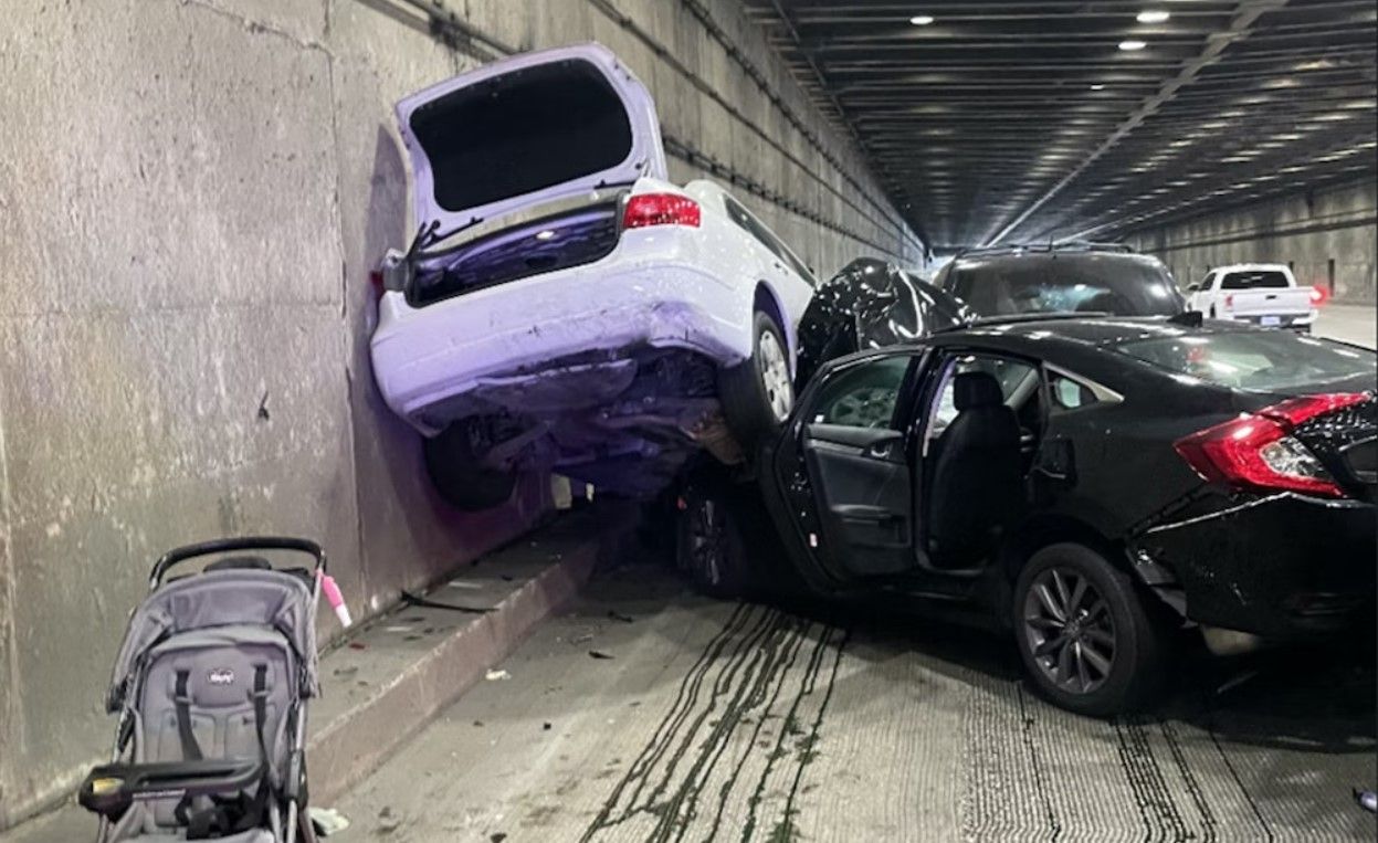 Видео масштабной аварии Tesla в тоннеле Сан-Франциско появилось в сети -  Техно