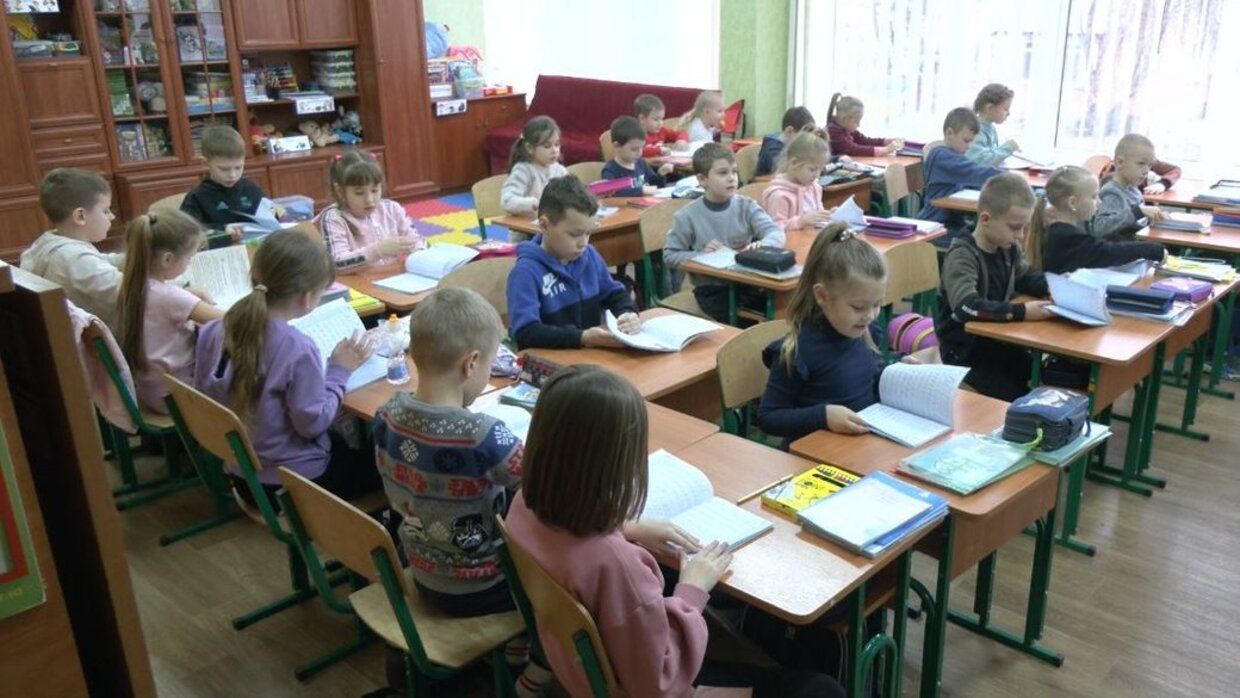 Чи підуть діти до школи - як вчитимуться учні у школах Рівного, Тернополя, Черкас -24 Канал - Освіта Чи підуть діти до школи - як вчитимуться учні у школах Рівного, Тернополя, Черкас -24 Канал - Освіта