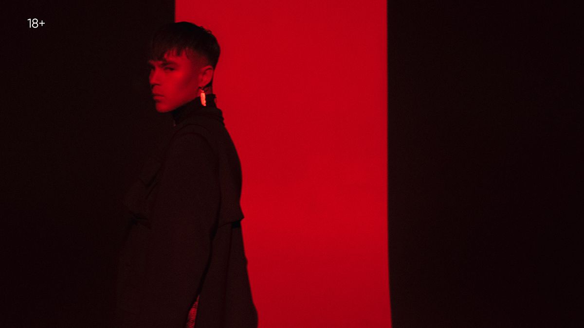 Новый "Манифест" от Артема Пивоварова: какую идею певец заложил в популярную песню и клип Новый "Манифест" от Артема Пивоварова: какую идею певец заложил в популярную песню и клип