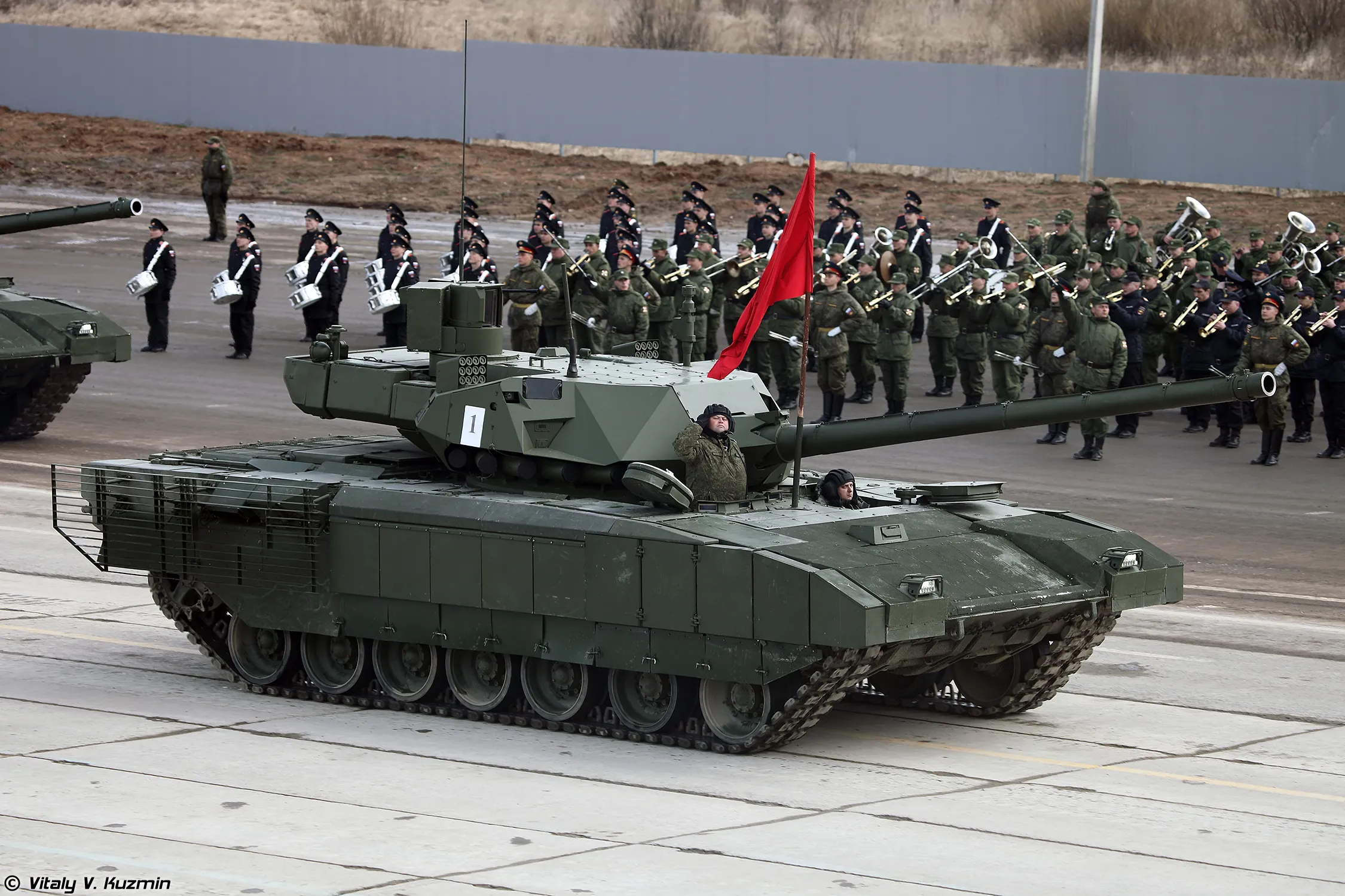 танк Т-14 на параде