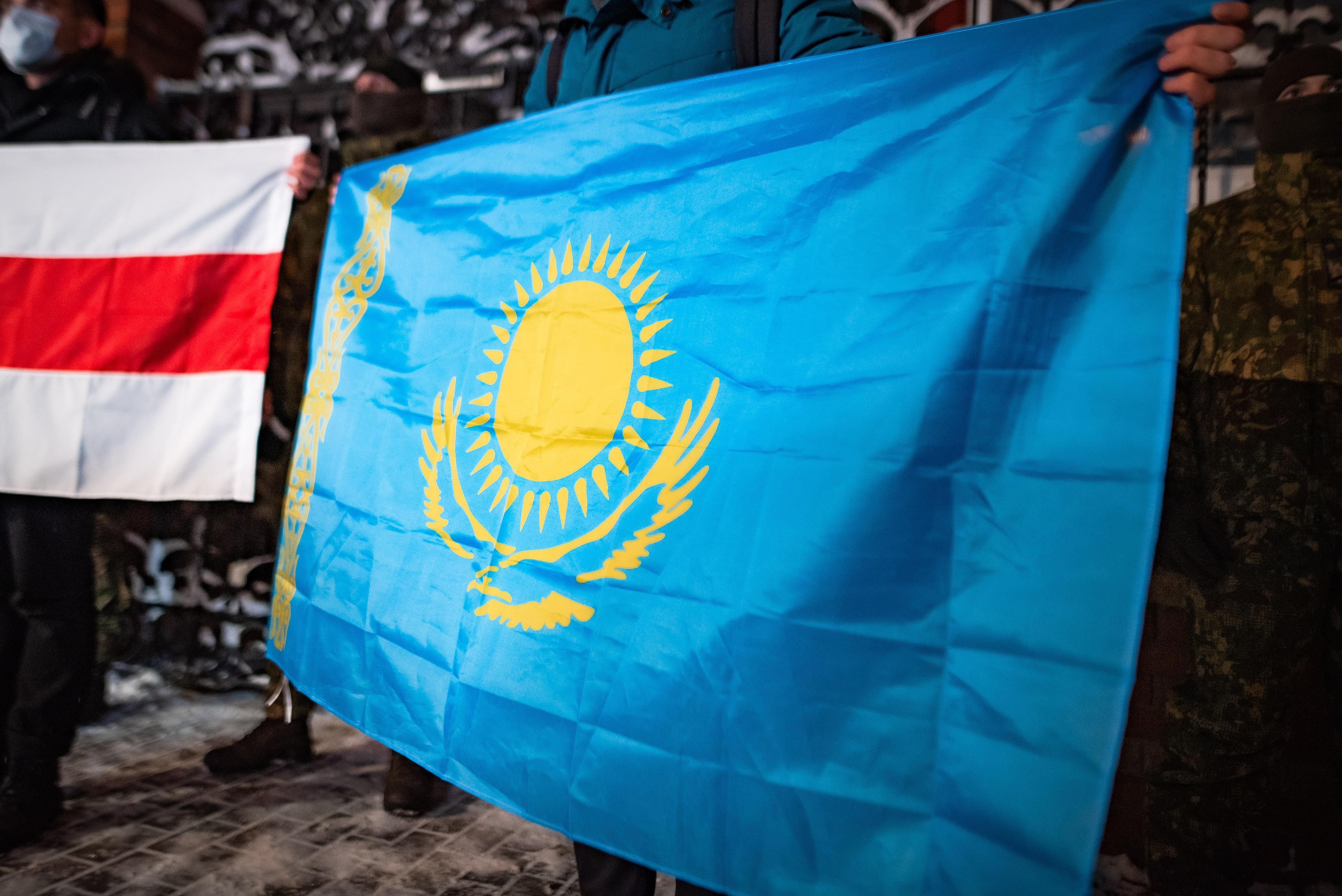 В Казахстане депутата выгнали из партии - поддерживал нападение России на Украину - 24 Канал